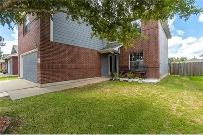 18425 Crestwind Lane, Elgin, TX 78621 - Photo 11