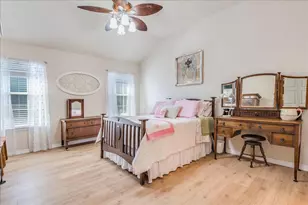 208 Ashwood N Dr N, Kyle, TX 78640 - Photo 15