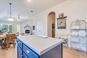208 Ashwood N Dr N, Kyle, TX 78640 - Photo 9