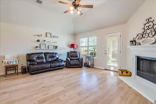 208 Ashwood N Dr N, Kyle, TX 78640 - Photo 13