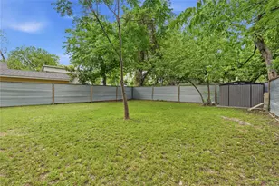 1122 Gunter St, Austin, TX 78702 - Photo 31