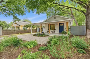 1122 Gunter St, Austin, TX 78702 - Photo 1