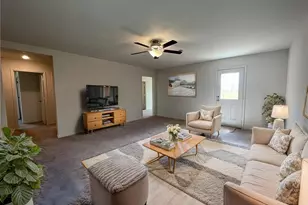 1032 Riverdale Cove, Jarrell, TX 76537 - Photo 13