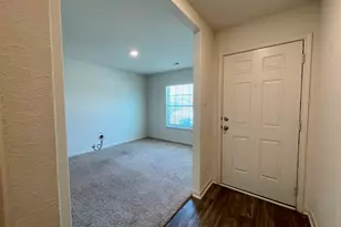 1032 Riverdale Cove, Jarrell, TX 76537 - Photo 3
