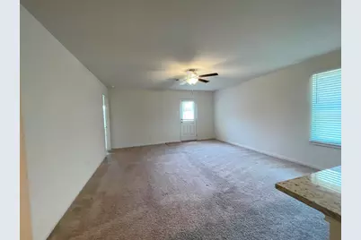 1032 Riverdale Cove, Jarrell, TX 76537 - Photo 11