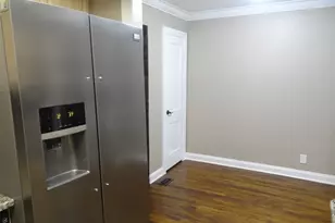 912 E 32nd St, Austin, TX 78705 - Photo 15