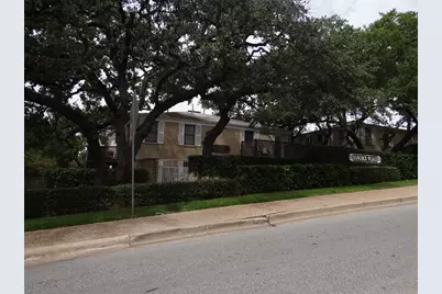 912 E 32nd Street #103, Austin, TX 78705 - Photo 5