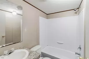 908 Turney Ln, Smithville, TX 78957 - Photo 17