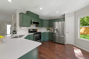 7911 Willet Trail, Austin, TX 78745 - Photo 11