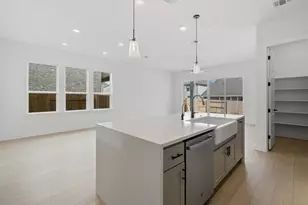 206 Lariat Loop, Liberty Hill, TX 78642 - Photo 5