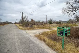 537 Leisure Ln, Cedar Creek, TX 78612 - Photo 31