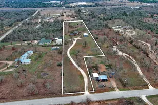 537 Leisure Ln, Cedar Creek, TX 78612 - Photo 3