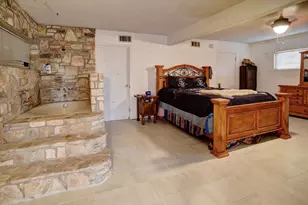 537 Leisure Ln, Cedar Creek, TX 78612 - Photo 21