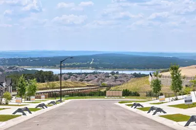 8012 Shining Flor Run, Lago Vista, TX 78645 - Photo 33