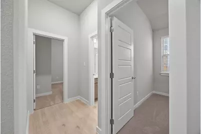 8012 Shining Flor Run, Lago Vista, TX 78645 - Photo 21