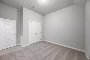 8012 Shining Flor Run, Lago Vista, TX 78645 - Photo 25