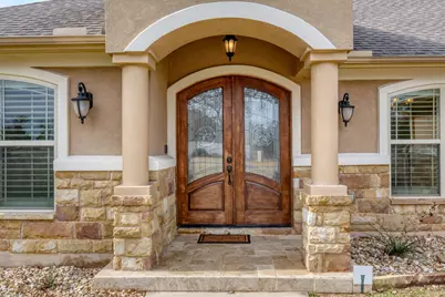 142 Trailblazer Drive, Bastrop, TX 78602 - Photo 5