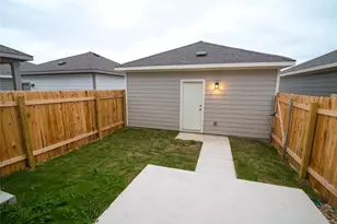 1732 Yaupon Grove Ln, Leander, TX 78641 - Photo 17