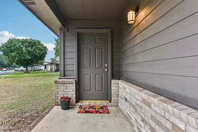 717 Blair Avenue, Bastrop, TX 78602 - Photo 5