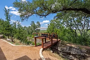 172 Bluff Trail, Dripping Springs, TX 78620 - Photo 35