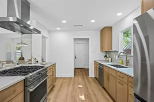 7900 Keneshaw Dr, Austin, TX 78745 - Photo 11