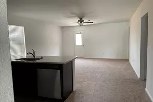 100 Fairfax Ln, Jarrell, TX 76537 - Photo 17