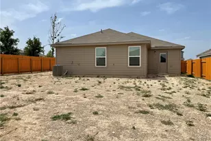 100 Fairfax Ln, Jarrell, TX 76537 - Photo 37