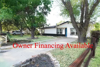 327 W Mulberry Street, Fredericksburg, TX 78624 - Photo 1