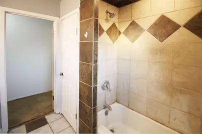 327 W Mulberry Street, Fredericksburg, TX 78624 - Photo 25