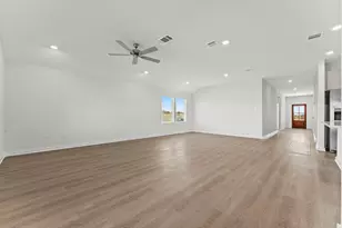 111 Falling Star Cir, San Marcos, TX 78666 - Photo 13