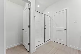 111 Falling Star Cir, San Marcos, TX 78666 - Photo 17