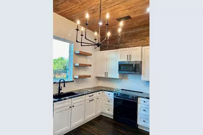 305 N Hall Street, Richland Springs, TX 78643 - Photo 9