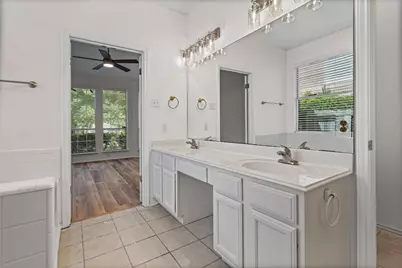 1307 Laurel Glen Boulevard, Leander, TX 78641 - Photo 15