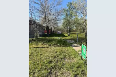 602 W Martin Luther King Jr Boulevard, Taylor, TX 76574 - Photo 5