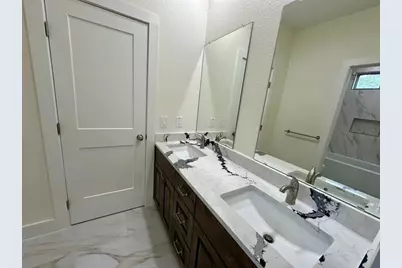 904 Wooten St, Cedar Park, TX 78613 - Photo 33