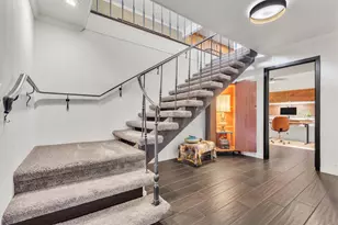 402 Seawind St, Lakeway, TX 78734 - Photo 25