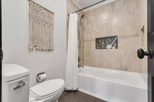 402 Seawind St, Lakeway, TX 78734 - Photo 35