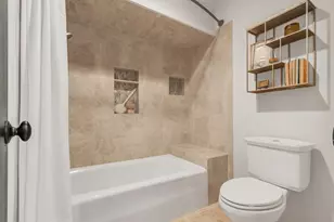 402 Seawind St, Lakeway, TX 78734 - Photo 31