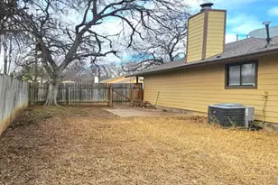 802 Kimberly St, Georgetown, TX 78628 - Photo 7