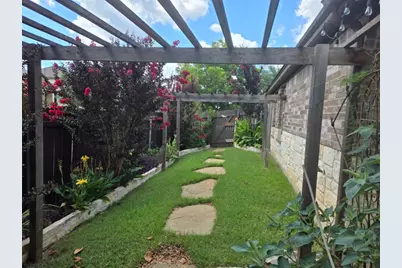 2009 Alyssas Drive, Manchaca, TX 78652 - Photo 9