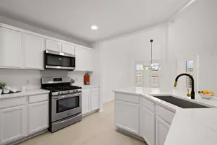 310 Bailey Loop, Kyle, TX 78640 - Photo 17