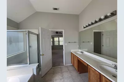 1810 Rosenborough Lane N, Round Rock, TX 78665 - Photo 23