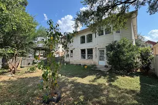 1810 Rosenborough Ln N, Round Rock, TX 78665 - Photo 33