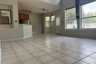 1810 Rosenborough Ln N, Round Rock, TX 78665 - Photo 7