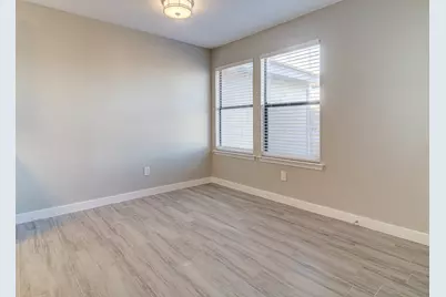 1205 Gregory Lane #1205, Round Rock, TX 78664 - Photo 5