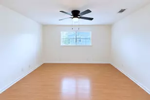 2011 Kirksey Dr, Austin, TX 78741 - Photo 9