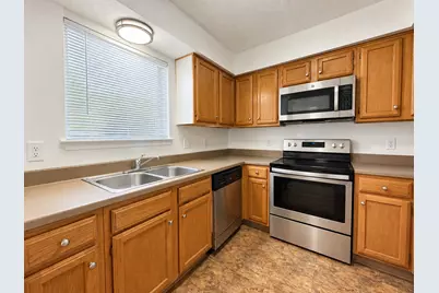 2011 Kirksey Drive #A, Austin, TX 78741 - Photo 5