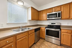 2011 Kirksey Dr, Austin, TX 78741 - Photo 5