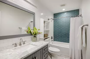 1003 Glen Oaks Ct, Austin, TX 78702 - Photo 25