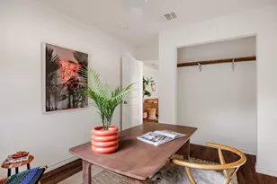 1003 Glen Oaks Ct, Austin, TX 78702 - Photo 15